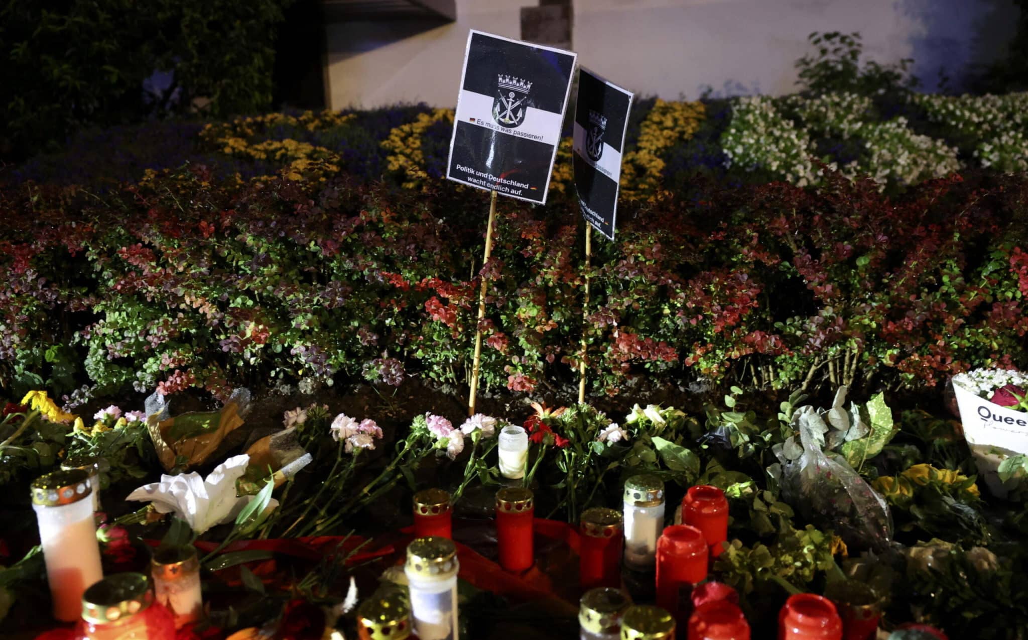 Solingen, l’attentatore si consegna alla polizia: «Sono io quello che stato cercando». Gli agenti: «Ha confessato» 1 solingen attentatore scaled.jpg