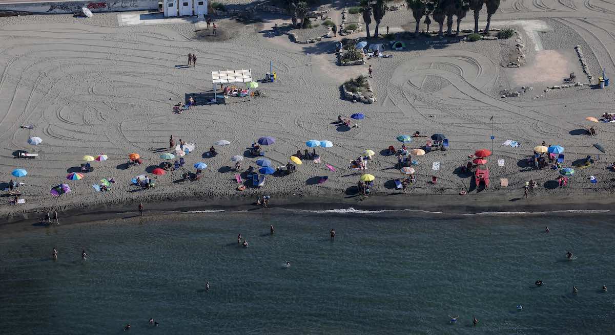 spiaggia mare italia.jpg