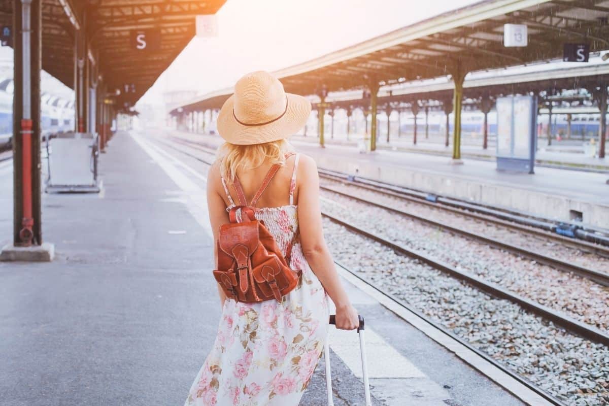 stazione viaggiare gratis ue.jpg