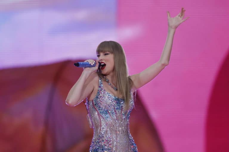 taylor swift.jpg