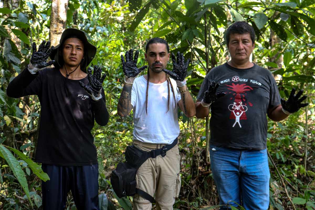 “Toxic tour”, vi portiamo nelle escursioni nella Chernobyl dell’Amazzonia (contaminata dal petrolio) 1 toxic tour.jpg