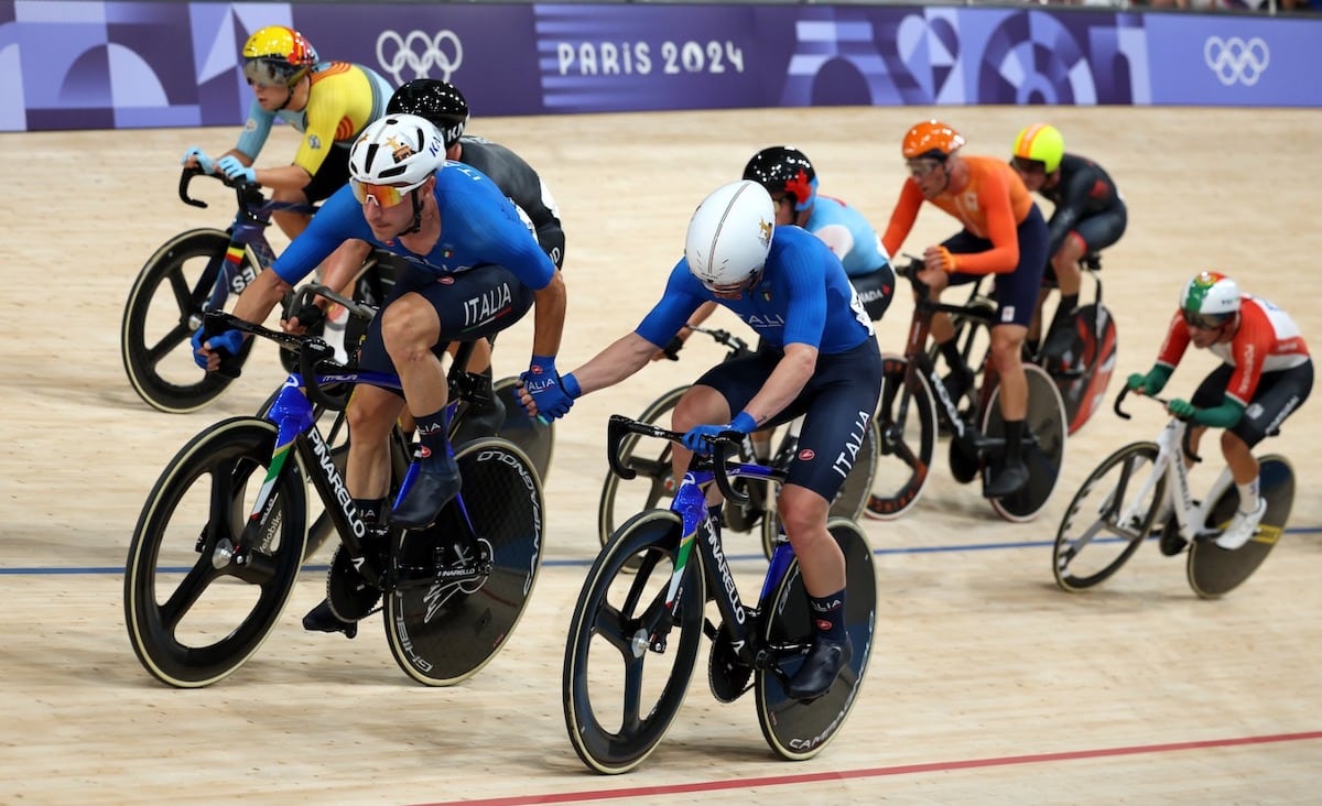 Olimpiadi 2024, Elia Viviani e Simone Consonni vincono l’argento nel ciclismo su pista 1 viviani consonni.jpeg