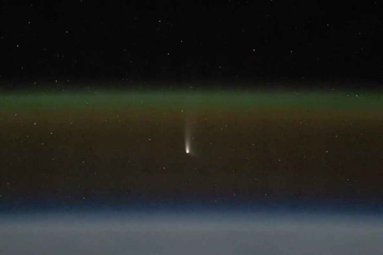 Cometa Tsuchinshan ATLAS.jpg