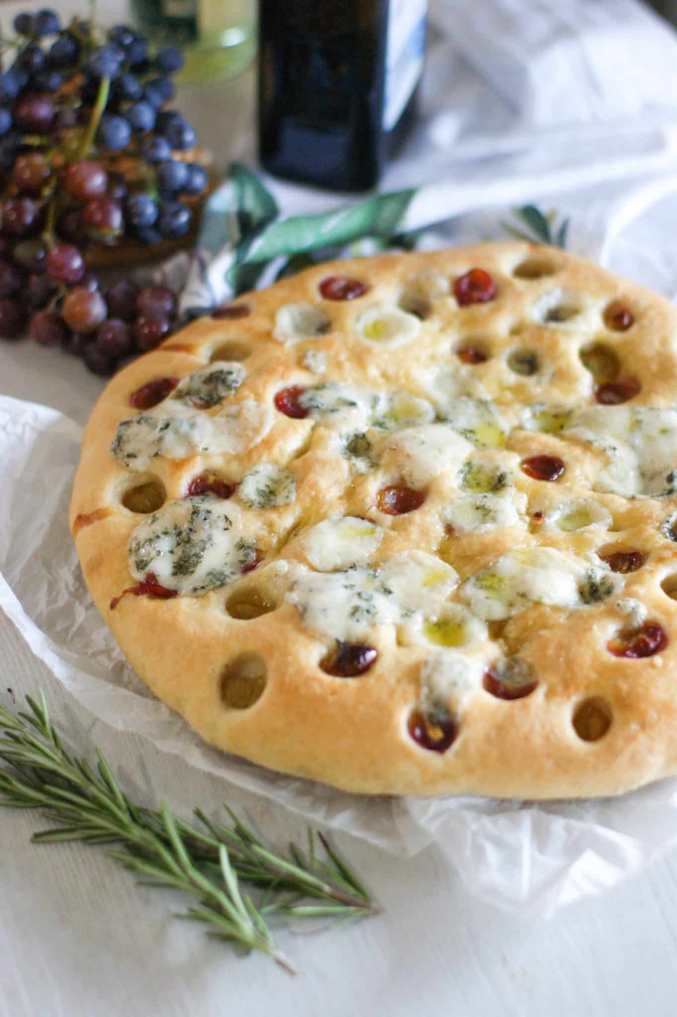 Focaccia con luva scaled.jpg