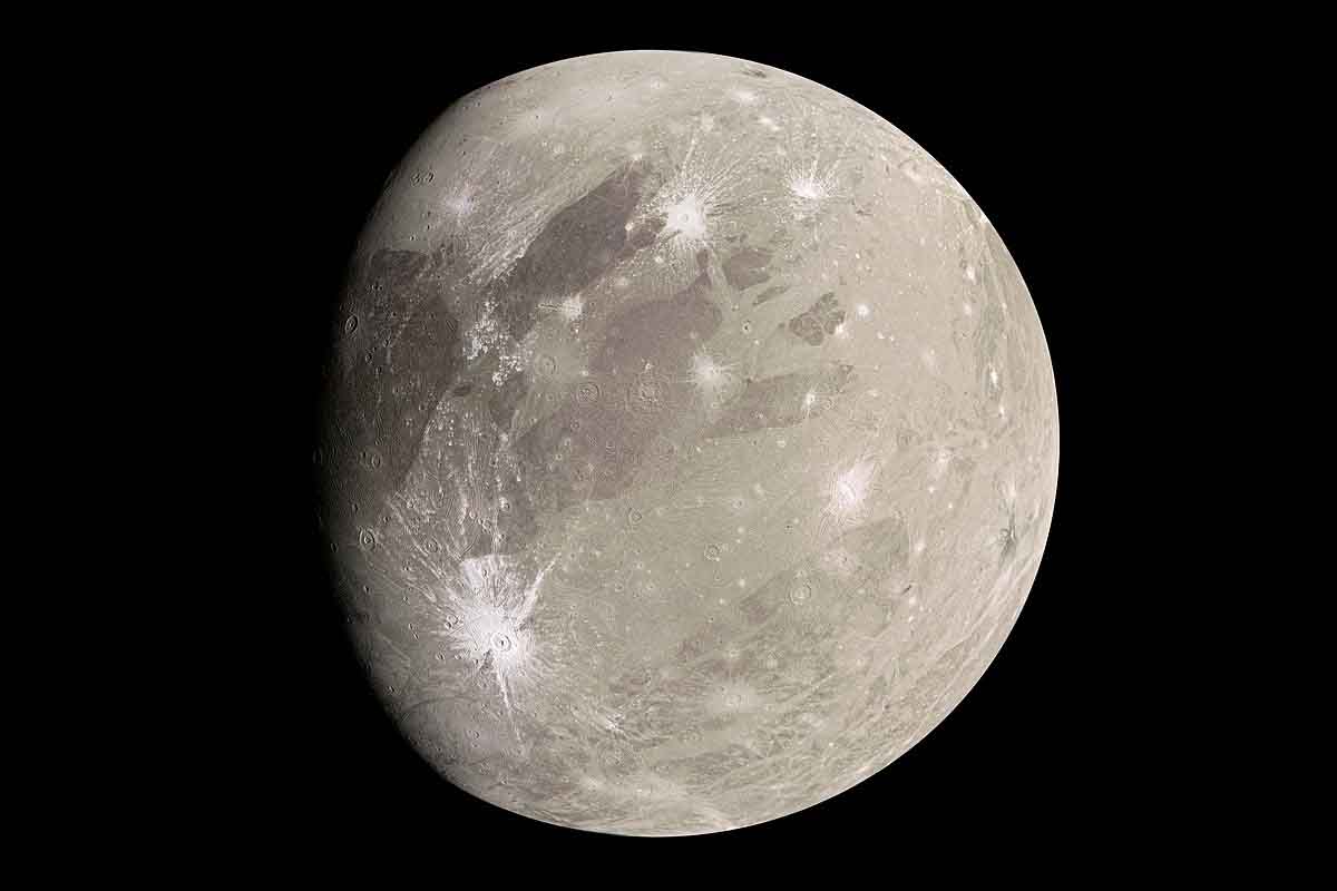 La luna di Giove, Ganimede, colpita da un asteroide più grande di quello che sterminò i dinosauri 1 Ganimede.jpg