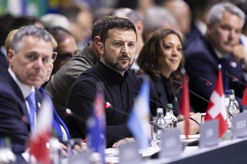 Harris Zelensky.jpg