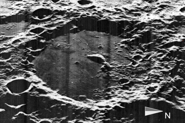 Immagini mai viste prima il lato nascosto della Luna mostra piu di 20 crateri sepolti 2.jpg