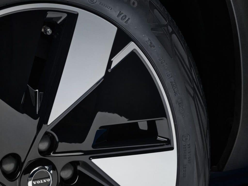 Volvo programma tires care pneumatici garanzia e1726730478503.jpg