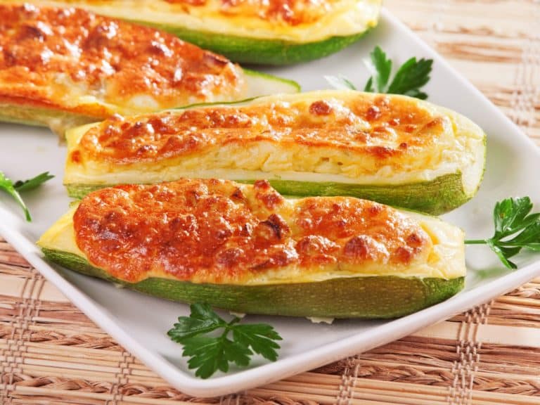 Zucchine ripiene di patate scaled.jpg