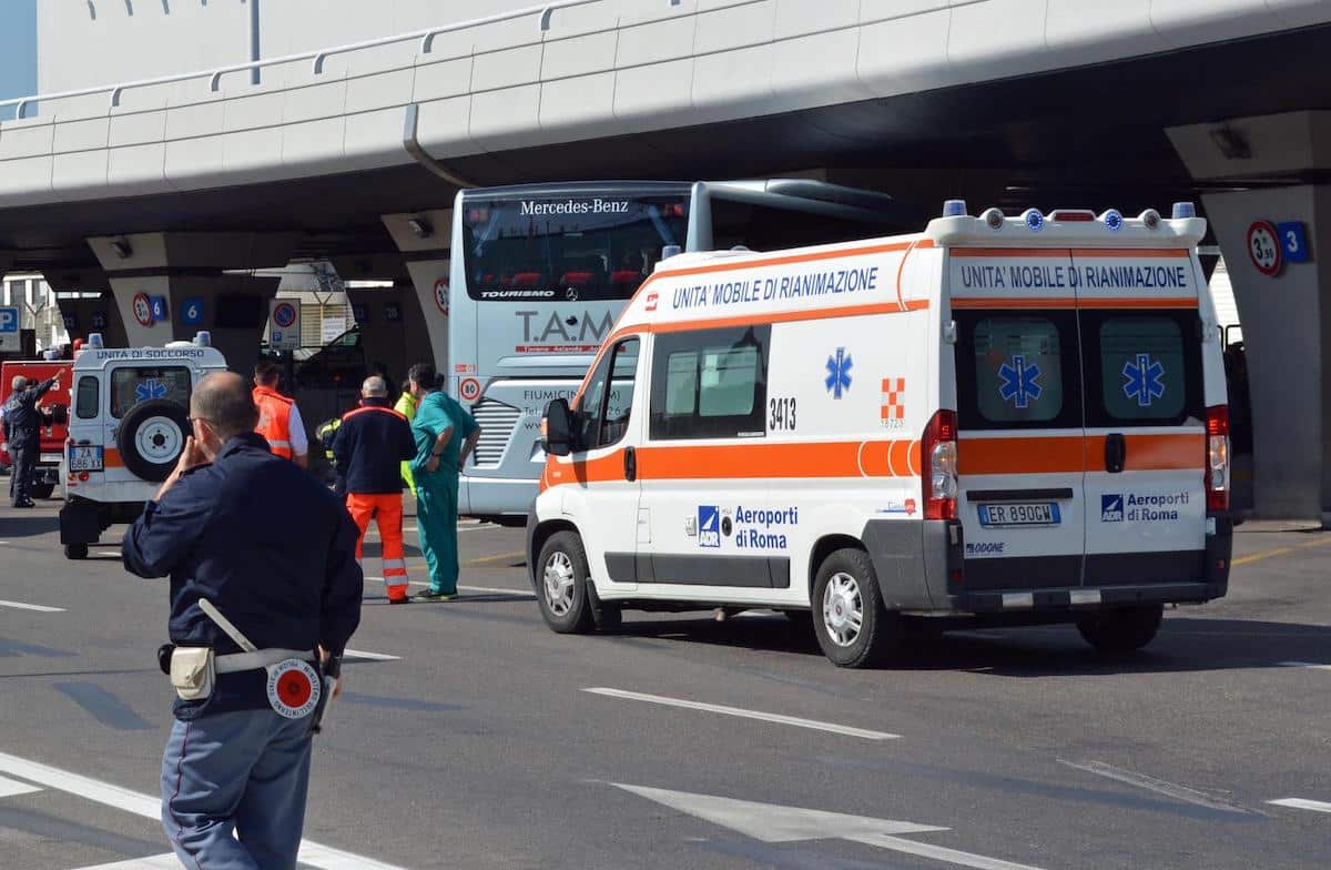 ambulanza fiumicino.jpg