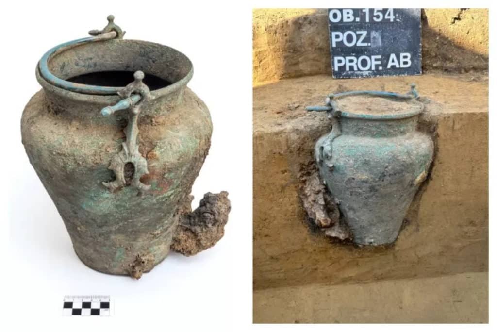ancient roman vessel found poland 1.jpg