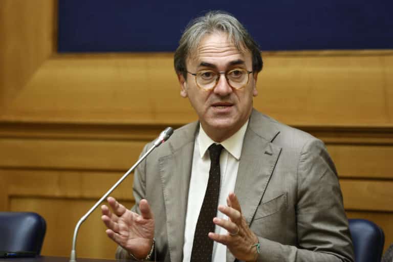 angelo bonelli sangiuliano esposto scaled.jpg