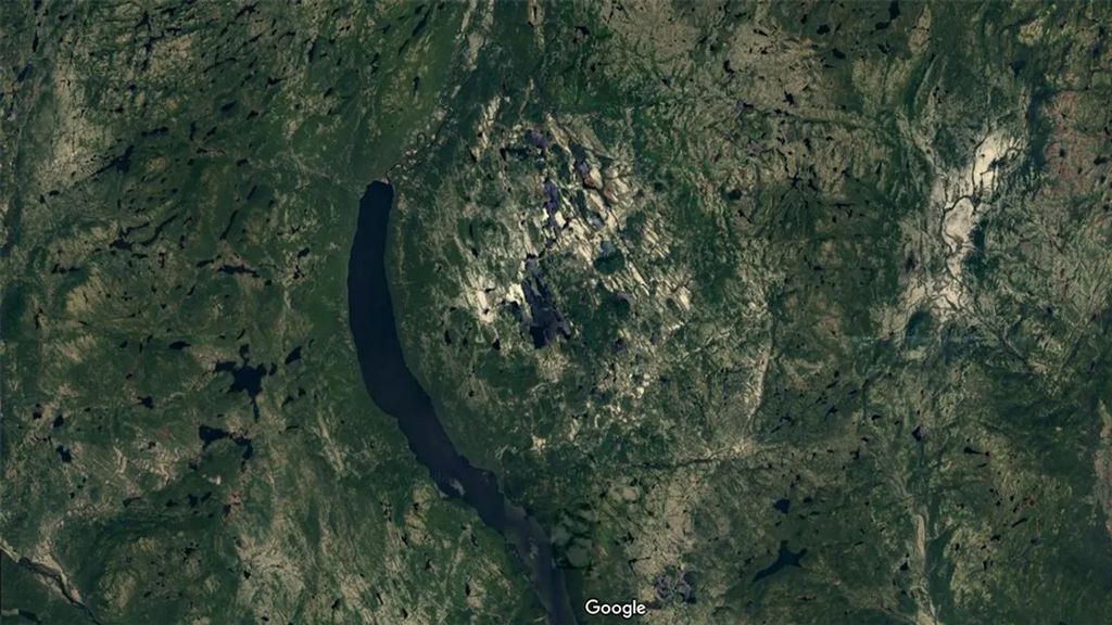 Un uomo trova la possibile area di impatto di un antico asteroide su Google Maps 1 i932937.jpeg