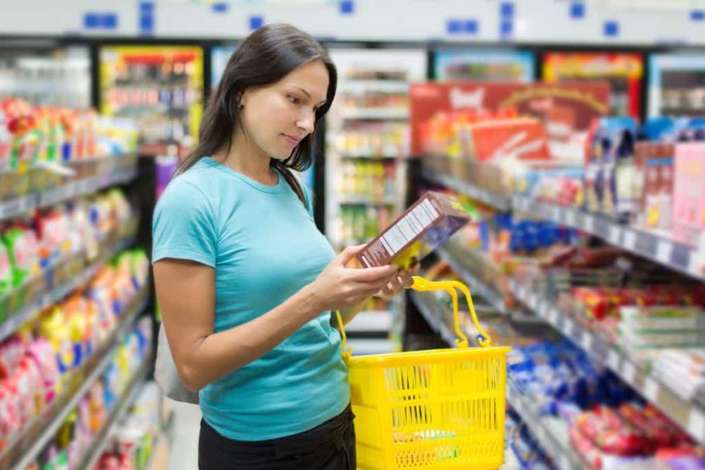 leggere le etichette al supermercato.jpg