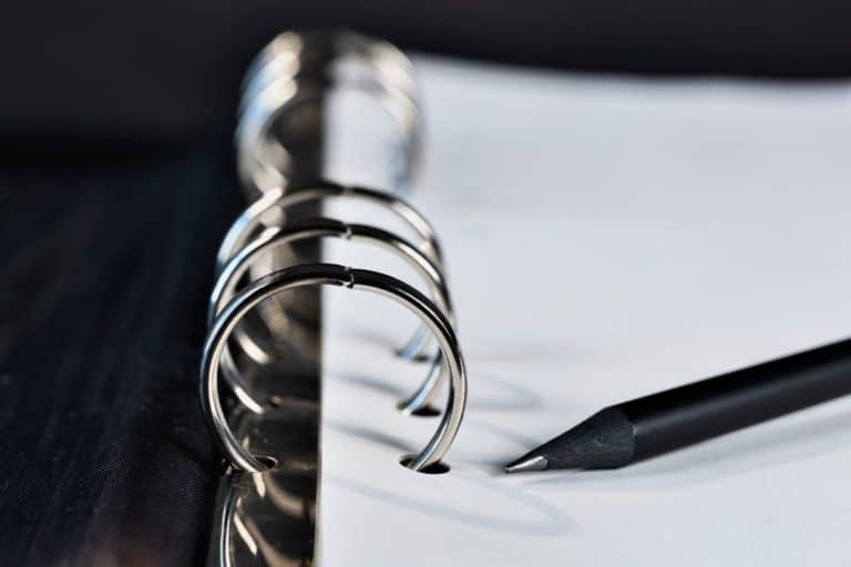 riciclo raccoglitori anelli.jpg