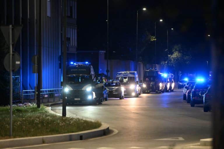 rivolta carcere beccaria milano scaled.jpg