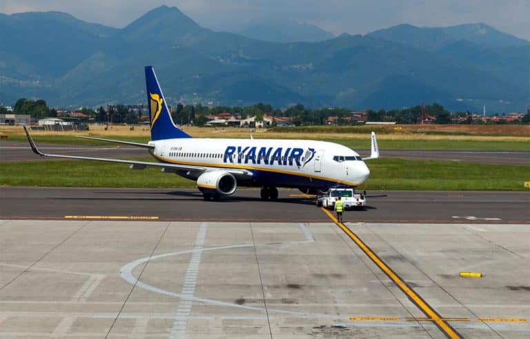 Aereo Ryanair aeroporto Bergamo.jpg