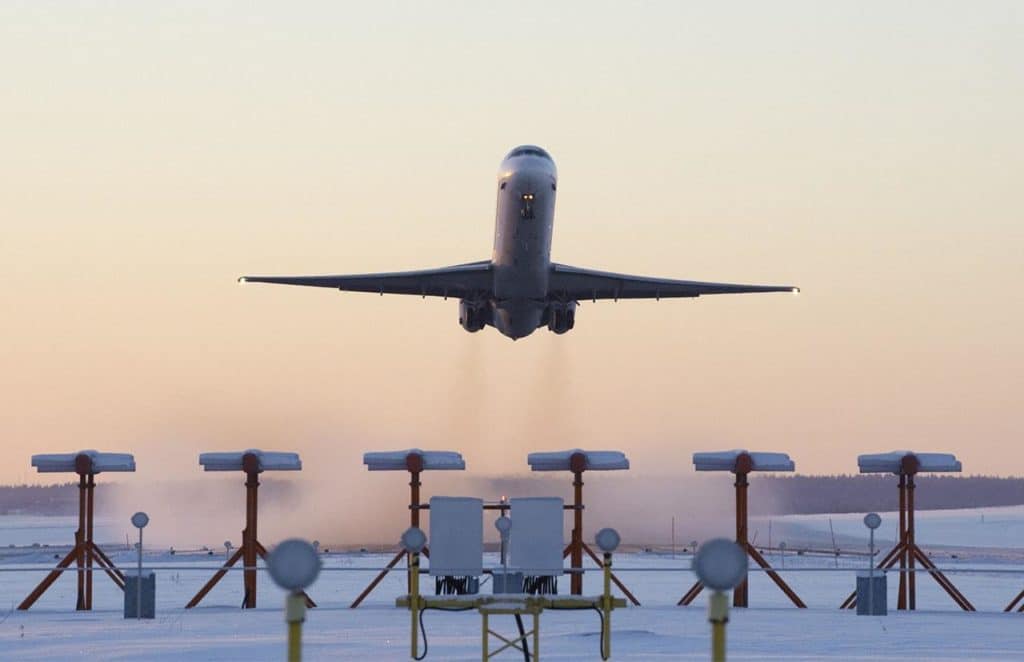 Aereo in decollo.jpg