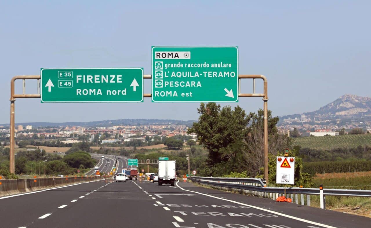 Autostrada Laquila scaled e1728558688803.jpg
