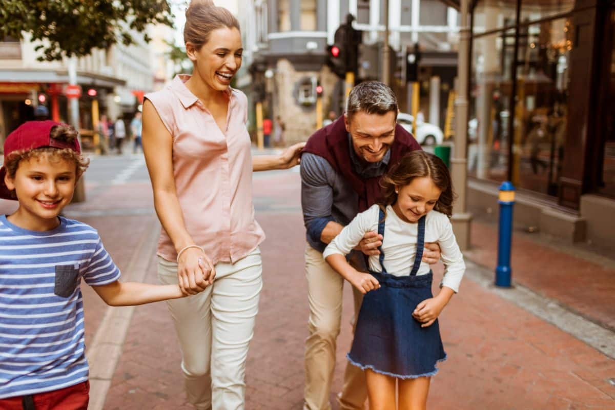 “Vivere meglio, vivere vicino”, il ricercatore Matteo Bruno ci porta nella realtà delle città di 15 minuti 1 Citta.jpg