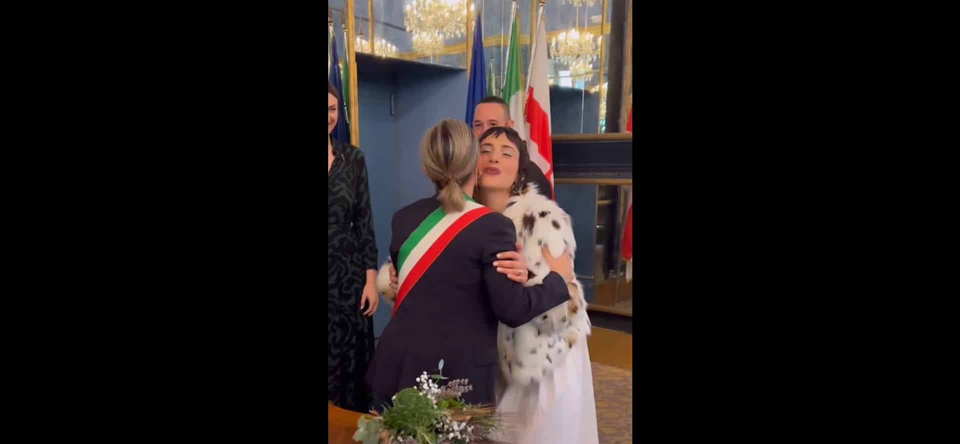 I Coma Cose si sono sposati. L’annuncio su Instagram: «Sta succedendo» – Il video 1 Coma Cose si sono sposati.jpg