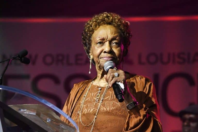 GI Cissy Houston.jpg
