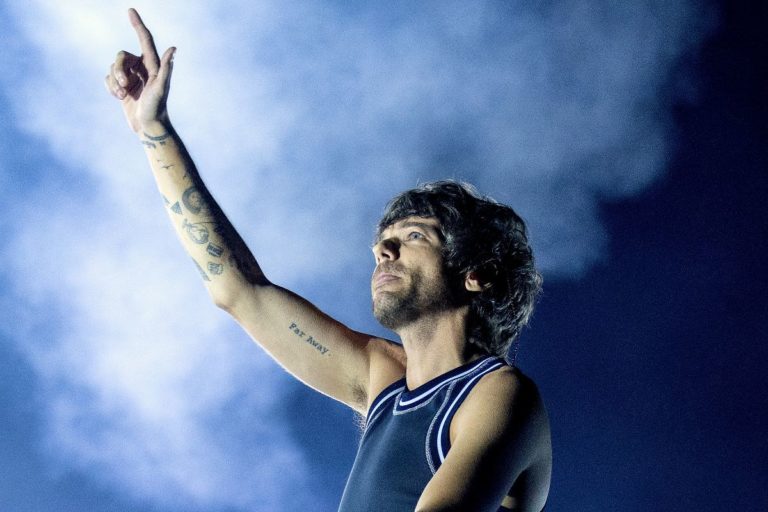 GI Louis Tomlinson 1jpg.jpg
