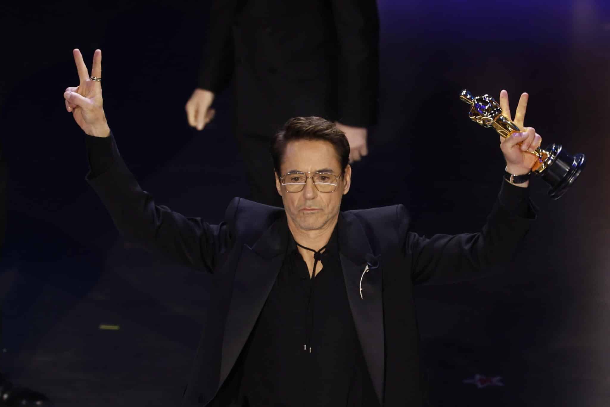 Robert Downey Jr. contro la possibilità di far risorgere Iron Man con l’AI: «Faccio causa a tutti i futuri dirigenti della Marvel, anche da morto» 1 GOLF 20241029175230421 25dd05143c007d4f326be401b7649cad scaled.jpg