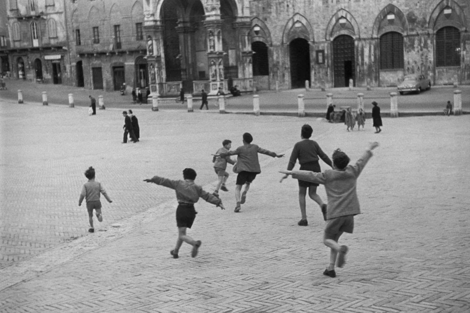 Henri Cartier-Bresson in mostra a Rovigo: una celebrazione dell’istante magico del “qui e ora” 1 Henri Cartier Bresson 1.jpg