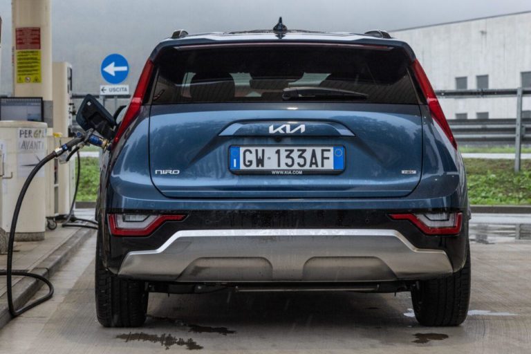 KIA NIRO BRC 2162 scaled 1 e1729497886404.jpg