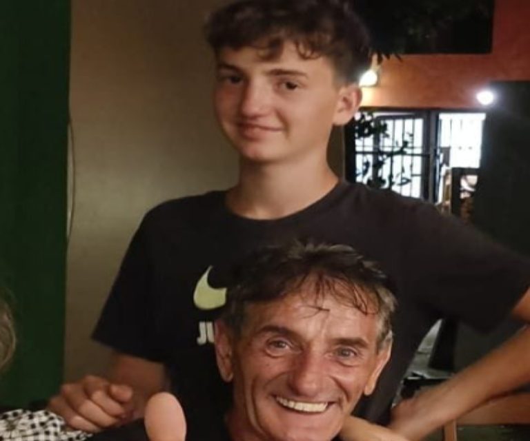 Nonno balla techno funerali nipote.jpg