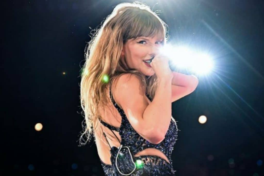 Taylor Swift.jpg