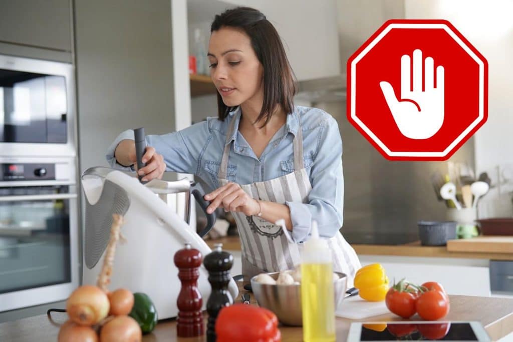 allerta robot da cucina.jpg