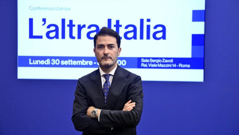 antonino monteleone altra italia chiusura programma.jpg