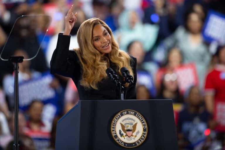 beyonce kamala harris.jpg