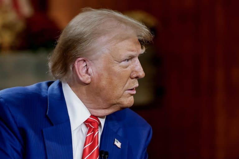 donald trump capitol hill giorno di amore.jpg