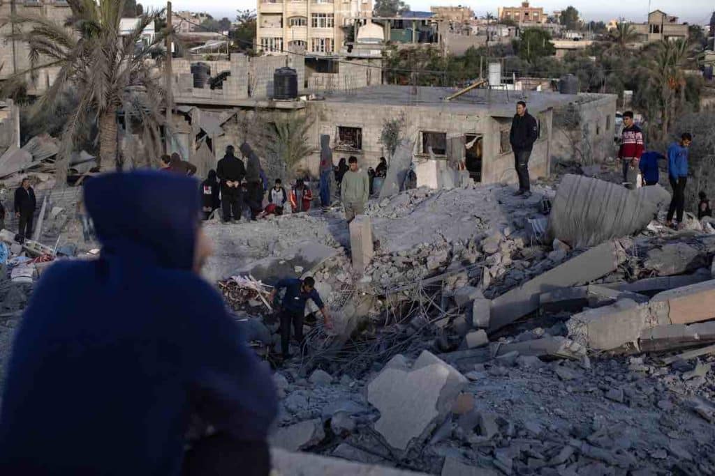 gaza attacco israele Khan Younis ok.jpg