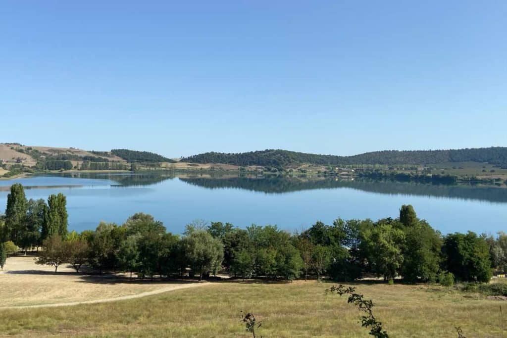 lago di martignano 1.jpg