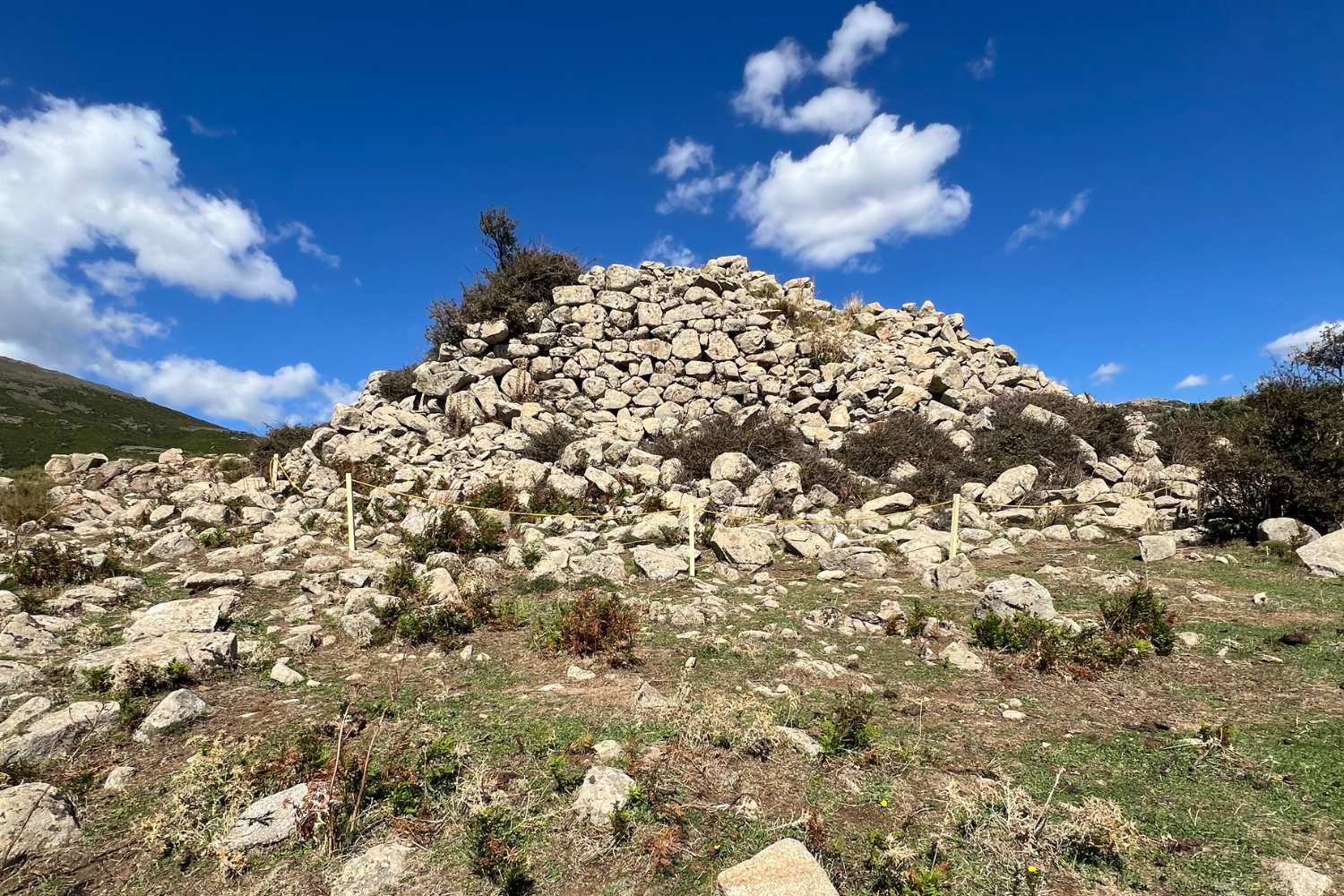 nuraghe unturgiadore.jpg