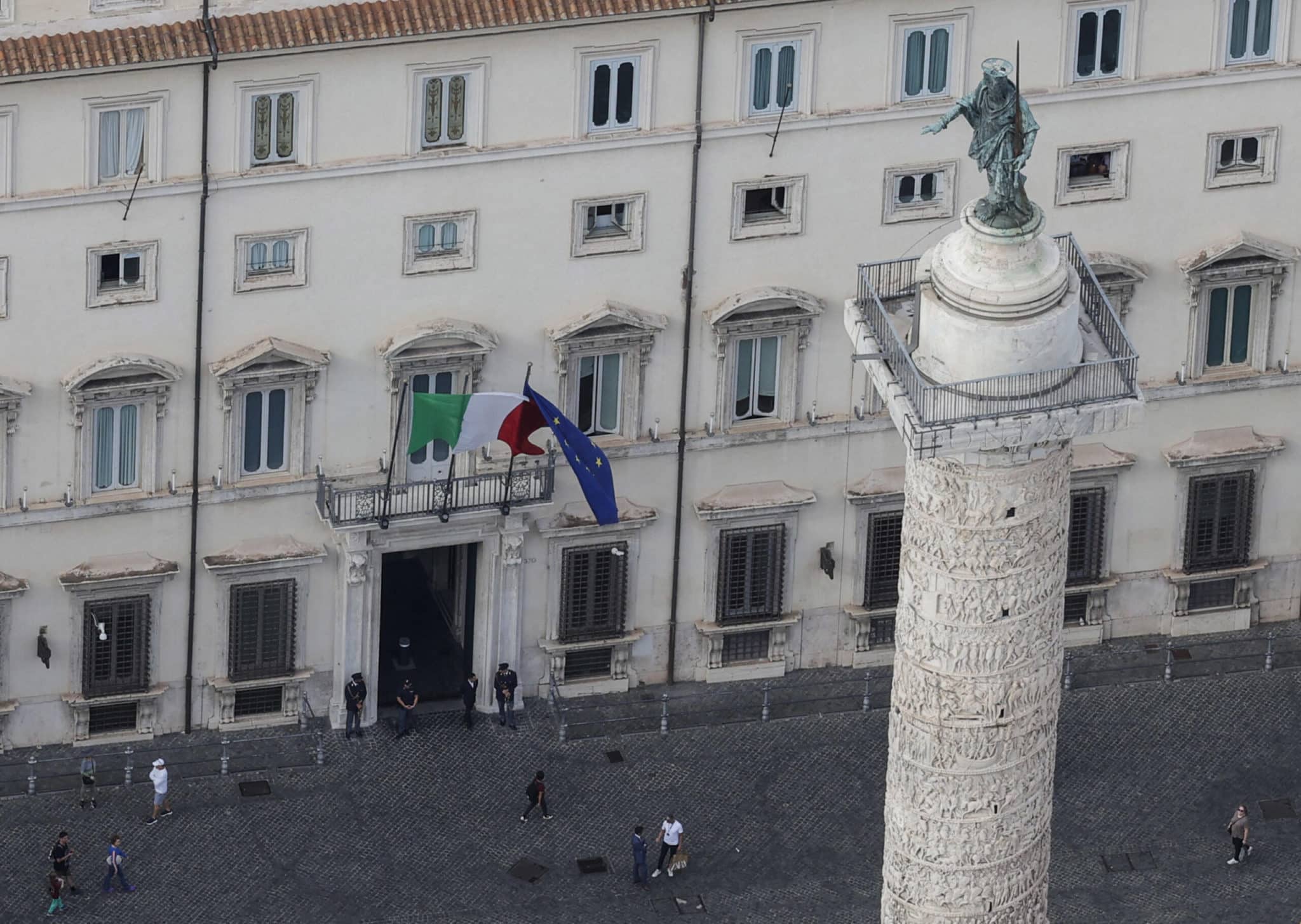 palazzo chigi piazza colonna aerea scaled.jpg