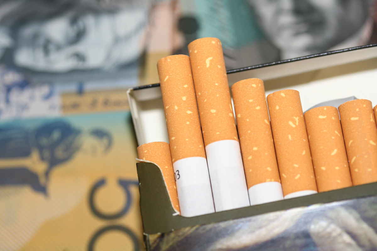 “Aumentiamo di 5 euro il prezzo delle sigarette”, ma quanto davvero serve a smettere di fumare? 1 sigarette prezzi.jpg