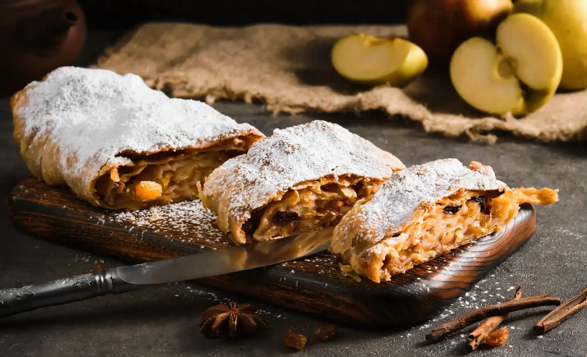 Strudel con pasta matta scaled.jpg.webp