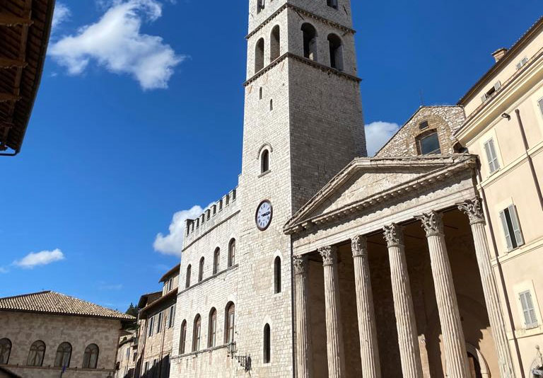 assisi reintegro licenziamento.jpg