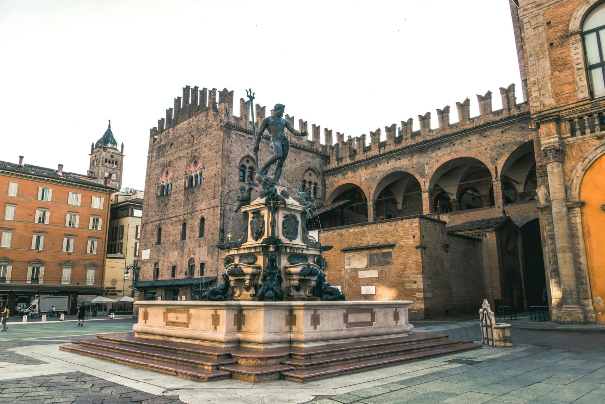 bologna piazza elezioni regionali 17 18 novembre scaled.jpg