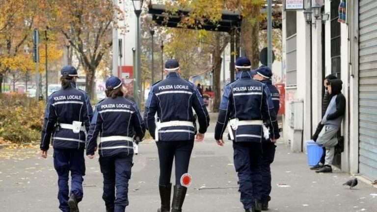 borgosesia vigili urbani borsone 30 mila euro sparito.jpg