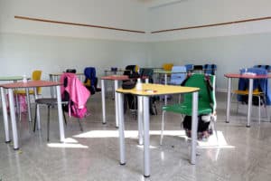 scuola elementare bimbo autistico reggio emilia scaled.jpg