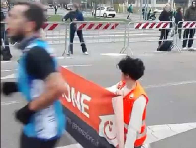 ultima generazione maratona milano.jpg