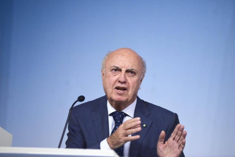 urbani rsa berlusconi pozioni done sesso.jpg