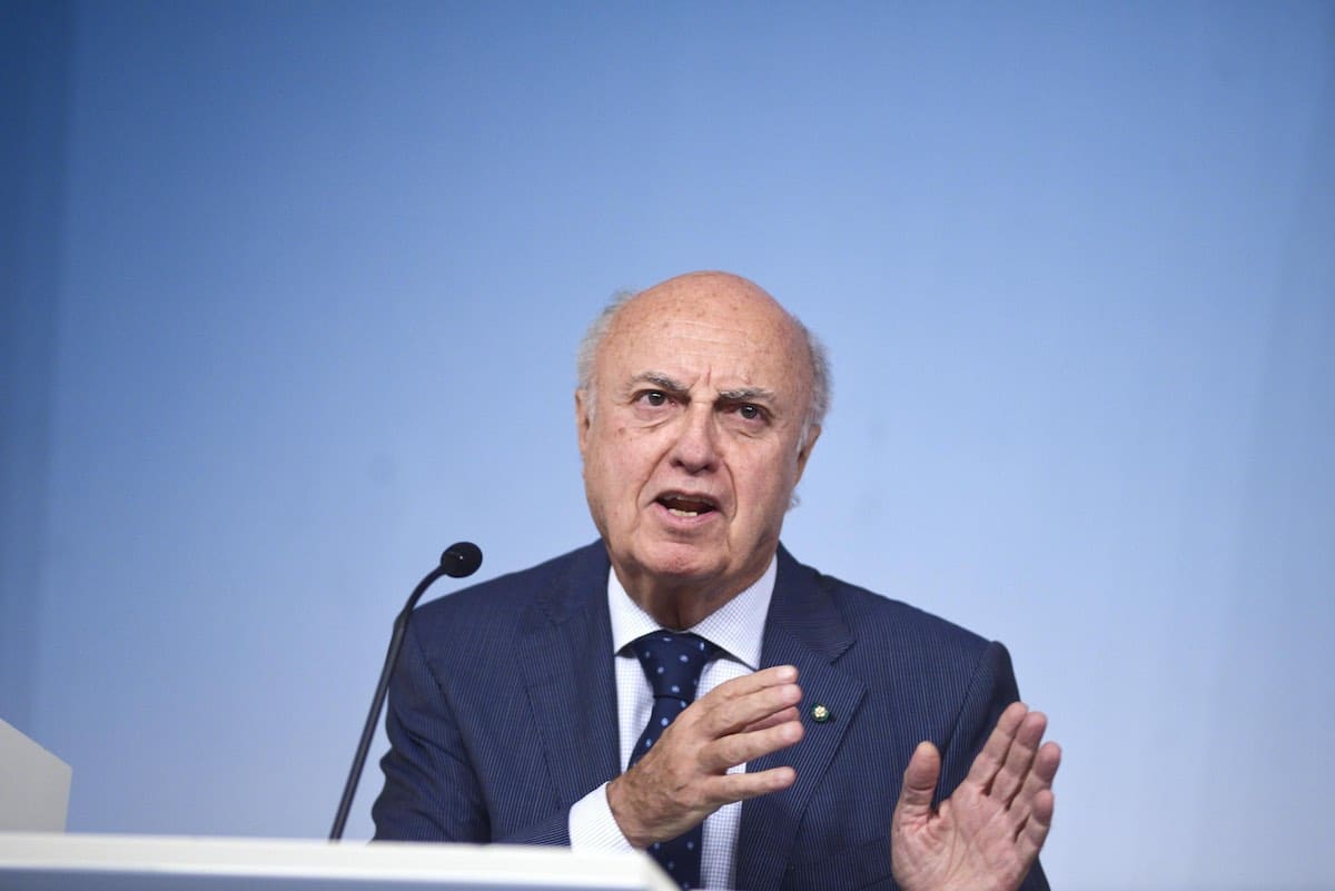 Urbani, l’ex ministro di Berlusconi ora in Rsa: «Il Cav per il sesso si faceva fare le pozioni da un chimico» 1 urbani rsa berlusconi pozioni done sesso.jpg