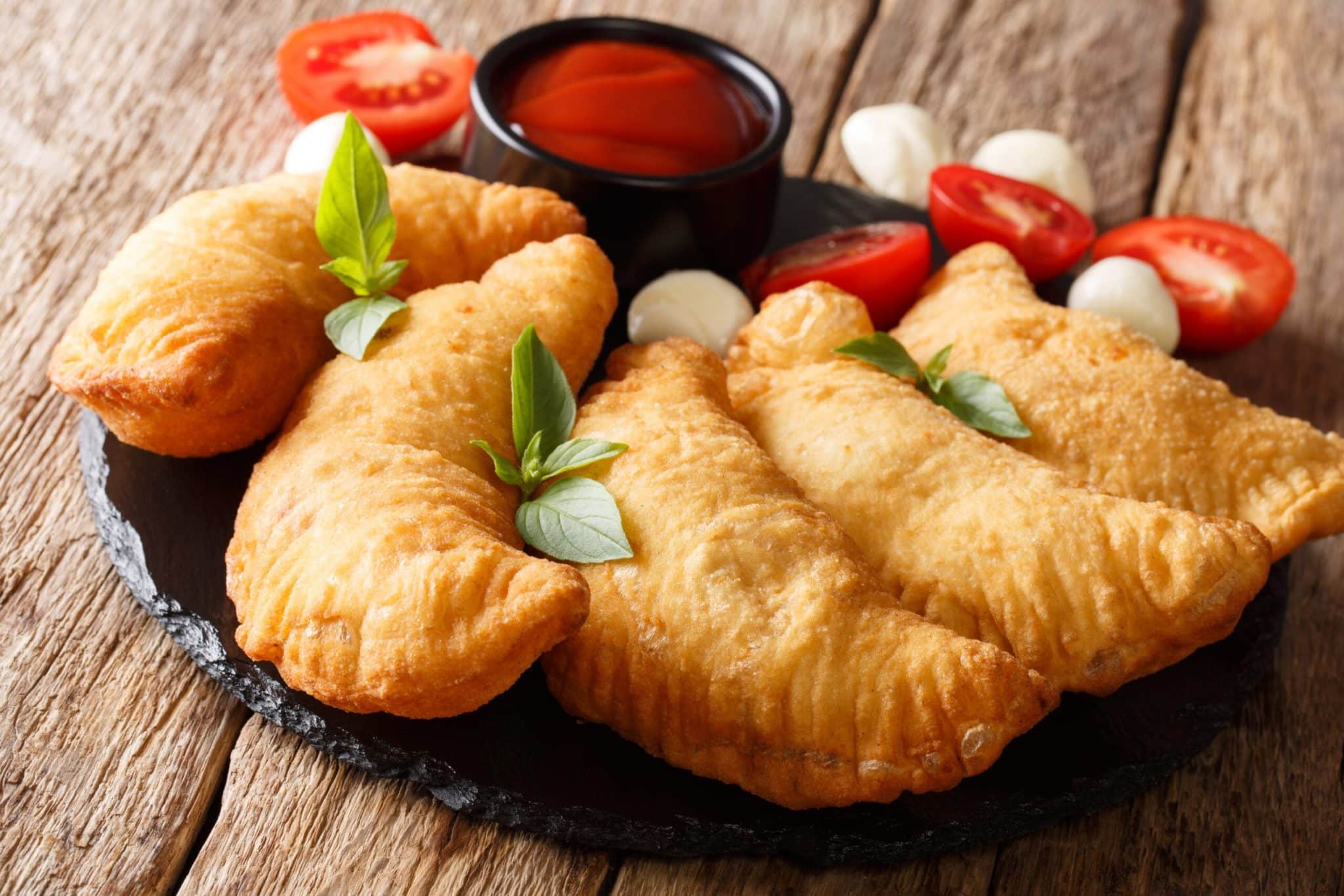 L’Impasto perfetto per panzerotti, pizzette e panini. Fritti e al forno 1 AdobeStock 220346143 1 scaled.jpeg